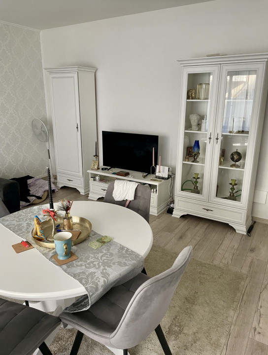 Apartament spațios 2 camere, zona Vivo