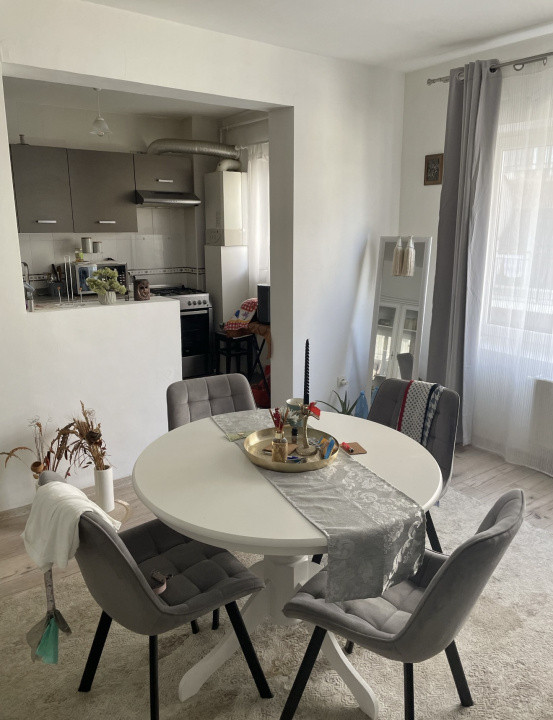 Apartament spațios 2 camere, zona Vivo