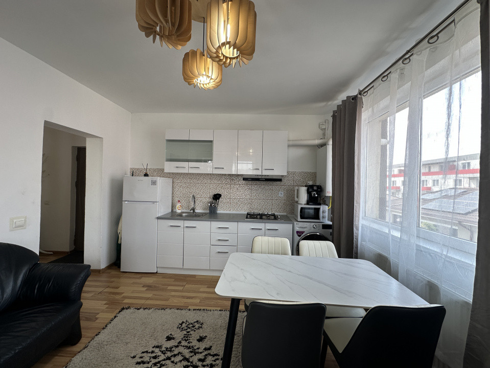 Apartam cu 2 camere in zona de case - Sesul de Sus 