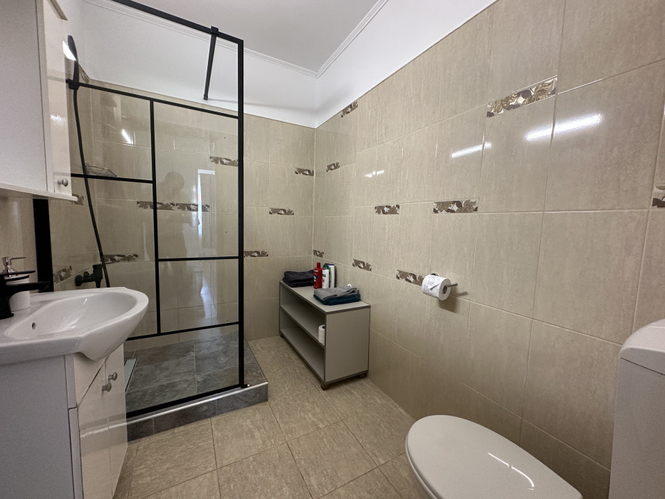 Apartam cu 2 camere in zona de case - Sesul de Sus 