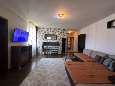 Apartament spatios 3 camere,  zona Tineretului