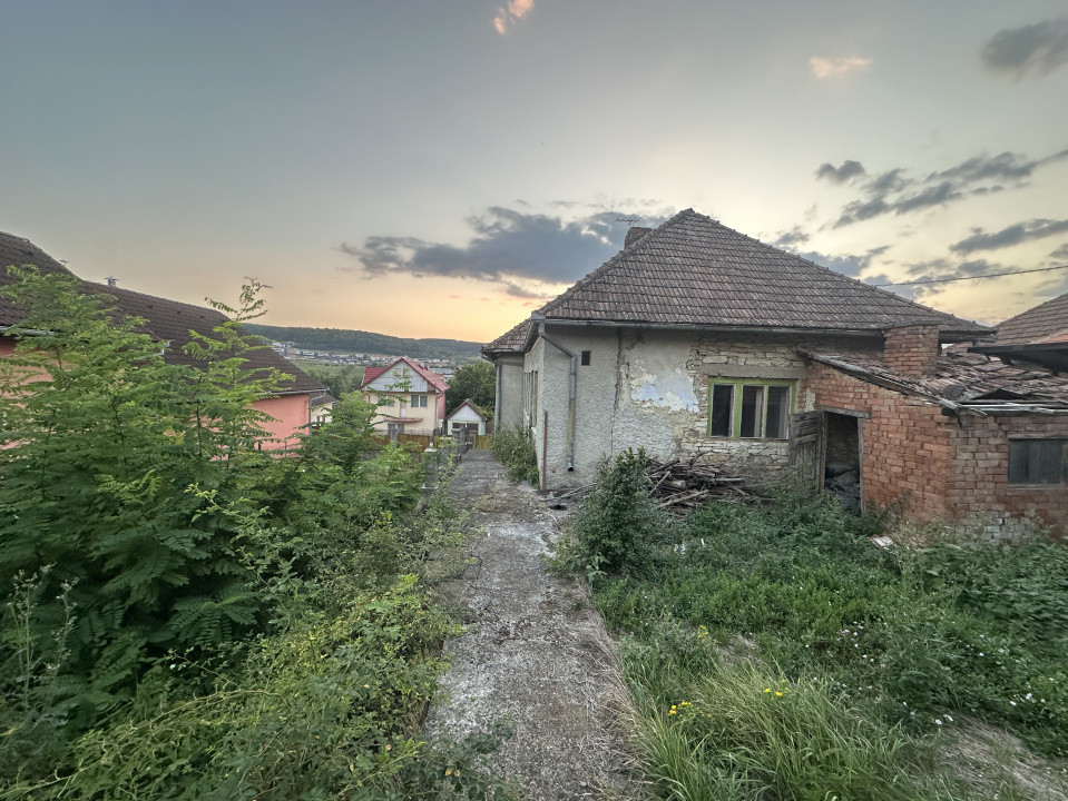 Teren intravilan pentru constructii rezidentiale - Chinteni