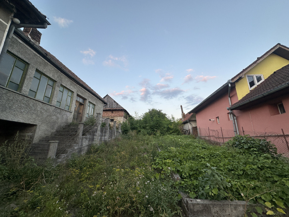 Teren intravilan pentru constructii rezidentiale - Chinteni