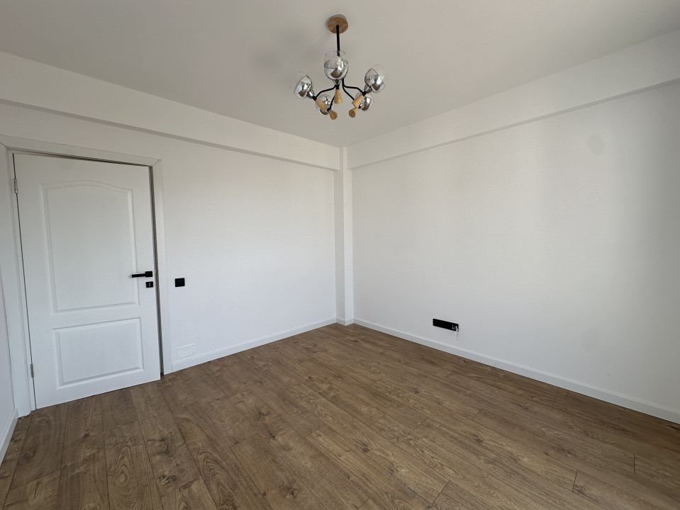 Apartament spațios 2 camere FINISAT NOU, terasa de 30 mp  Zona Urusagului