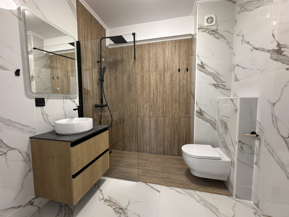 Apartament spațios 2 camere FINISAT NOU, terasa de 30 mp  Zona Urusagului