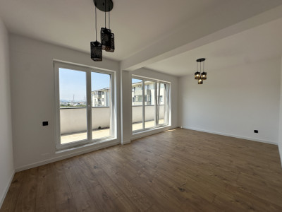 Apartament spațios 2 camere FINISAT NOU, terasa de 30 mp  Zona Urusagului