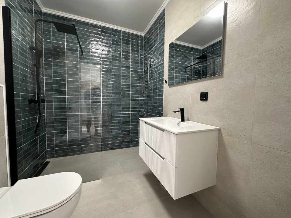 Apartament spațios 2 camere, FINISAT NOU, terasa 30mp, zona Urusagului