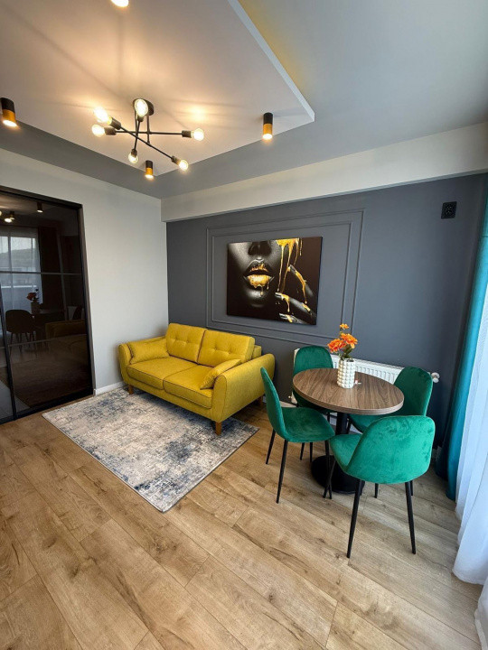 Apartament cu 3 camere - de LUX, bloc nou, terasa  - Zona Urusagului