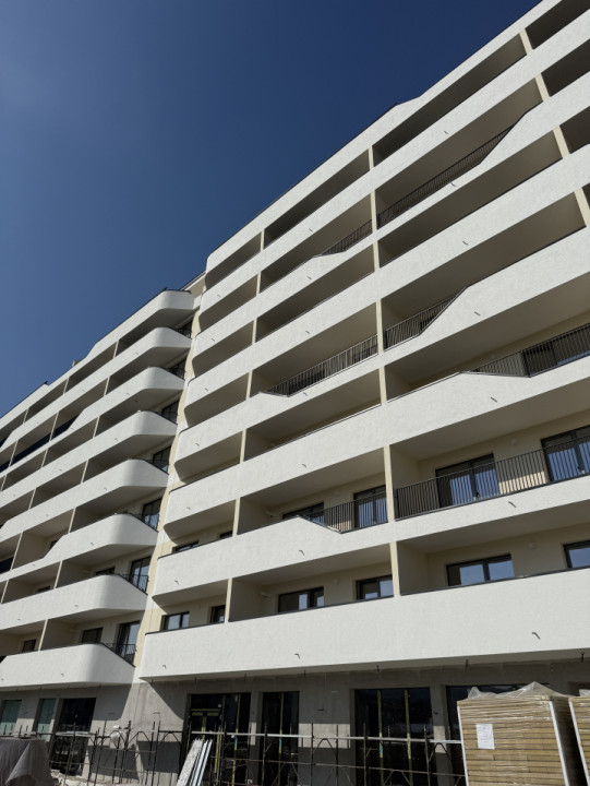 Apartament 2 camere, terasa, bloc nou, zona Eroilor 