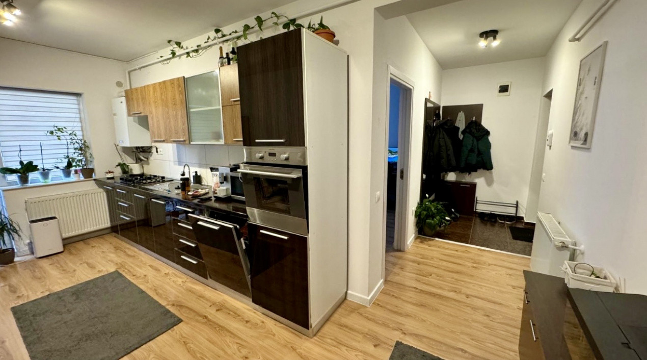Apartament 3 camere, mobilat, zona Eroilor 