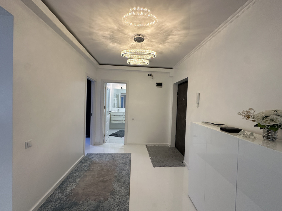 Apartament spatios cu 3 camere l finisaje de lux | bloc nou | Eroilor