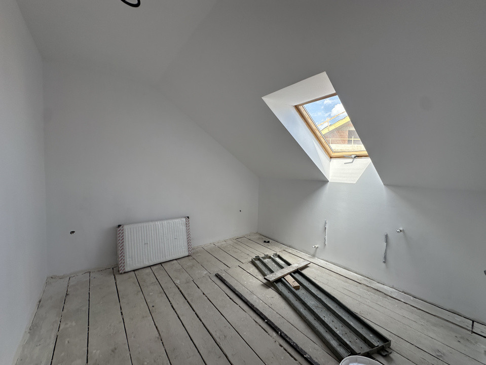 Apartament cu 4 camere pe 2 nivele plus terasa l SEMIFINISAT l Bloc Nou 