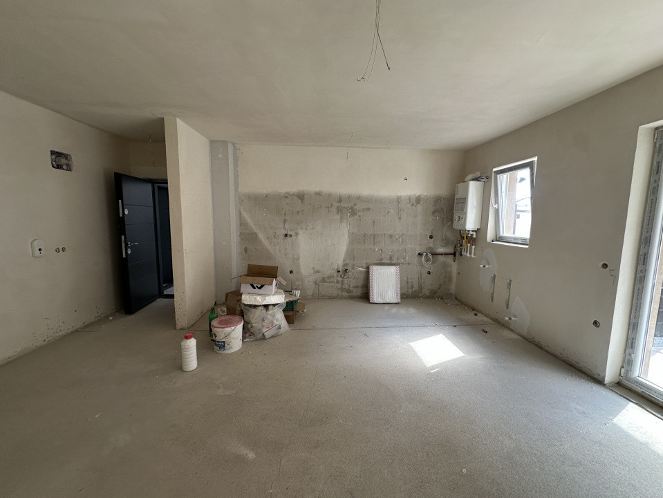 Apartamnet spatios cu 3 camere si terasa l SEMIFINISAT l bloc nou 
