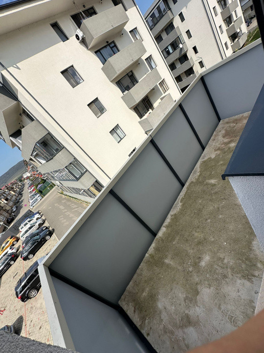 Apartament 2 camere de 55 mp + 5 mp balcon, semifinisat, zona Urușagului 