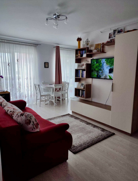 Apartament modern 3 camere, zona Cetății 