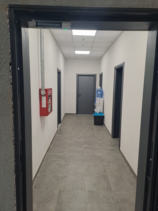 Hală de 3725 mp și 2500 mp curte exterioară în Jucu