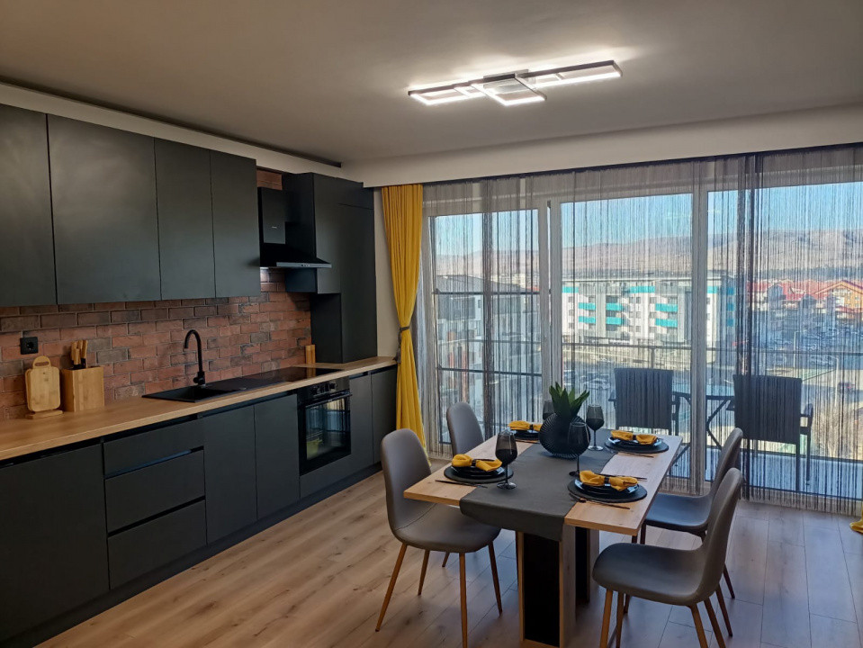 Apartament 3 camere Superfinisatcu suprafata utila de 67mp pe strada Stejarului 