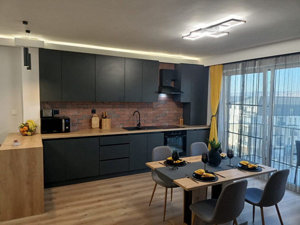 Apartament 3 camere Superfinisatcu suprafata utila de 67mp pe strada Stejarului 