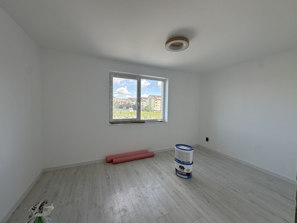 Apartament spațios 3 camere, FINISAT NOU, ansamblu nou, zona Cetatii