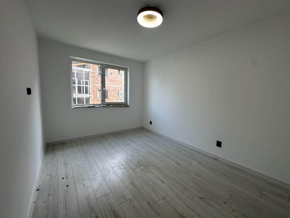 Apartament spațios 3 camere, FINISAT NOU, ansamblu nou, zona Cetatii