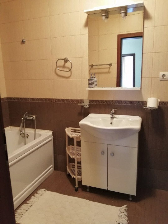 Apartament 2 camere de închiriat, mobilat, parcare, zona Stejarului 
