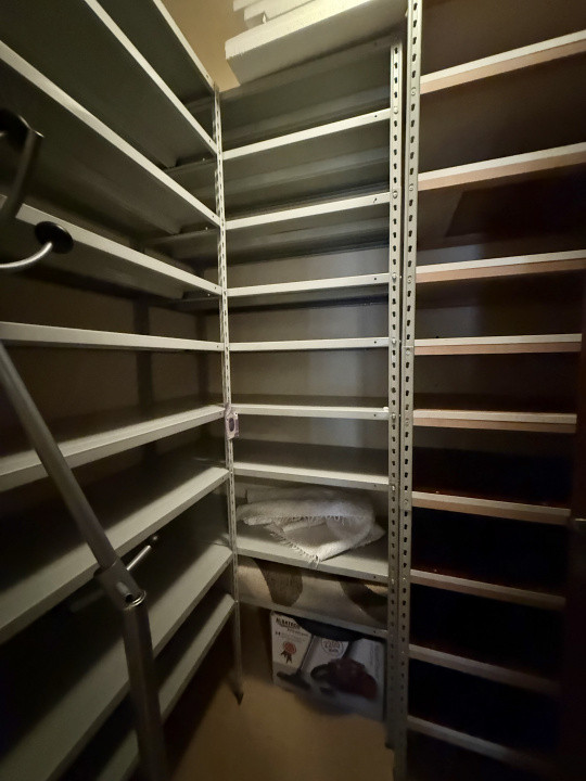 Apartament 2 camere de închiriat, mobilat, parcare, zona Stejarului 