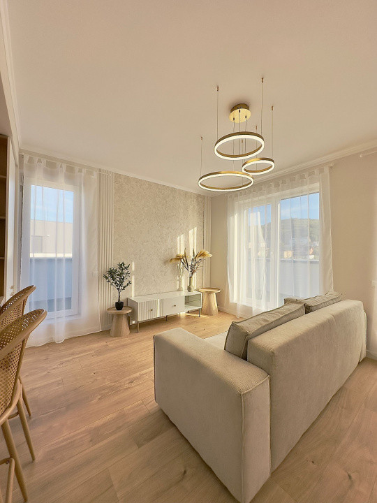 Apartament de LUX cu 2 camere | terasa 25 mp | zona Urusagului 