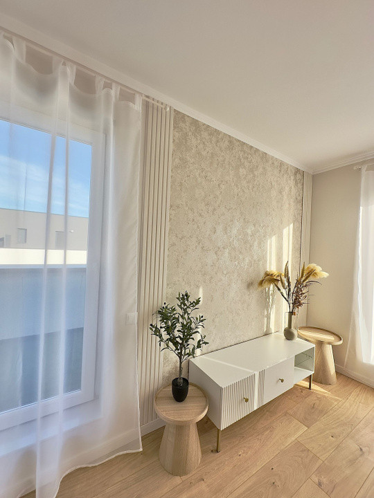 Apartament de LUX cu 2 camere | terasa 25 mp | zona Urusagului 