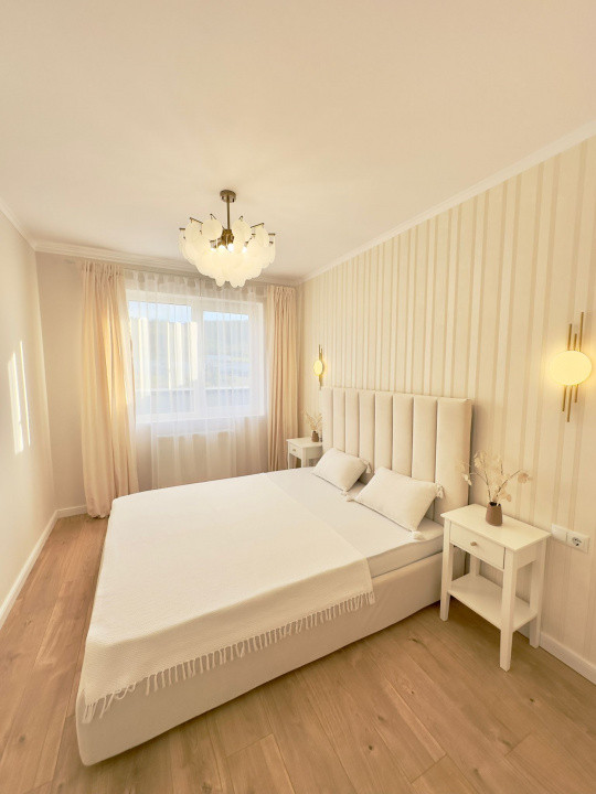 Apartament de LUX cu 2 camere | terasa 25 mp | zona Urusagului 