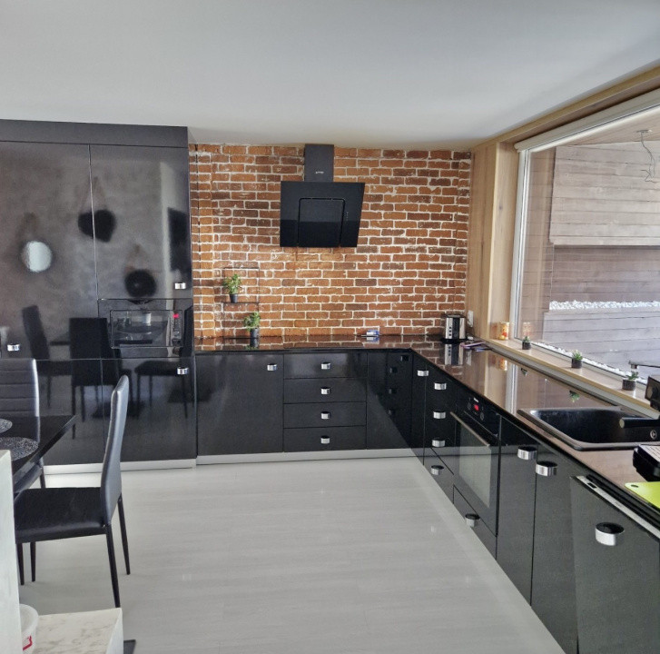 Apartament 3 camere tip penthouse, terasă 38mp , zona Subcetate