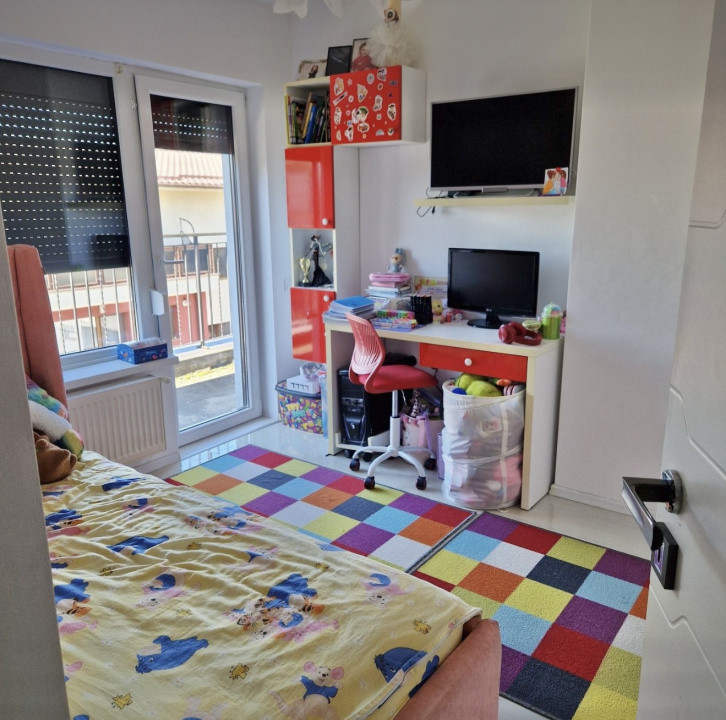 Apartament 3 camere tip penthouse, terasă 38mp , zona Subcetate