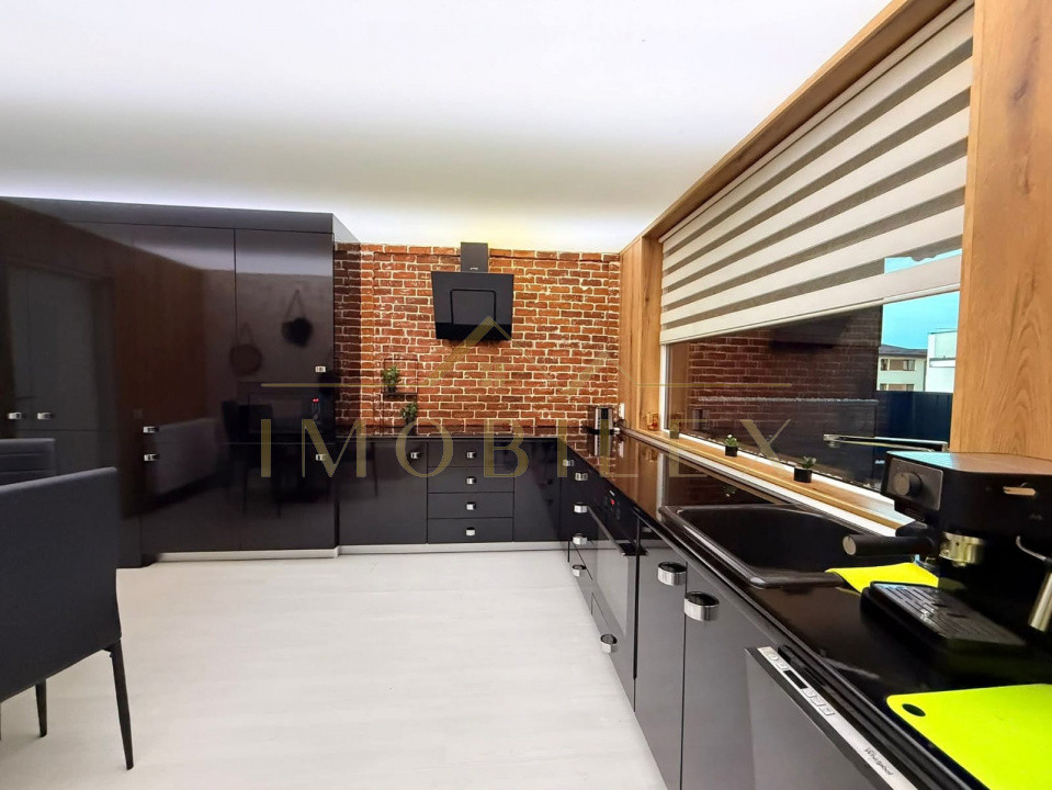 Apartament 3 camere tip penthouse, terasă 38mp , zona Subcetate