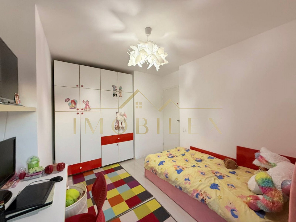 Apartament 3 camere tip penthouse, terasă 38mp , zona Subcetate