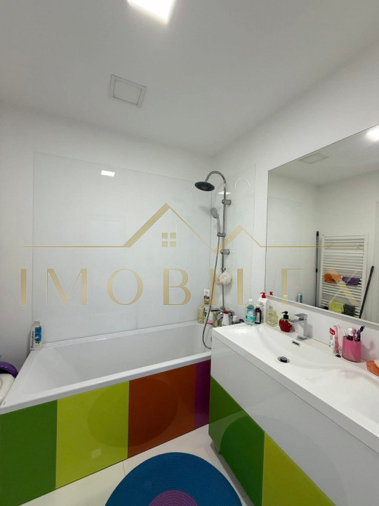 Apartament 3 camere tip penthouse, terasă 38mp , zona Subcetate