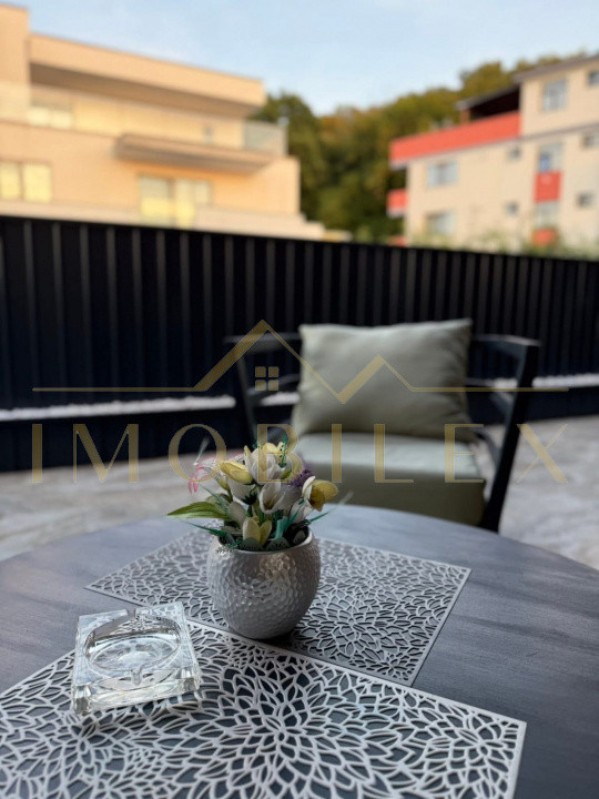 Apartament 3 camere tip penthouse, terasă 38mp , zona Subcetate