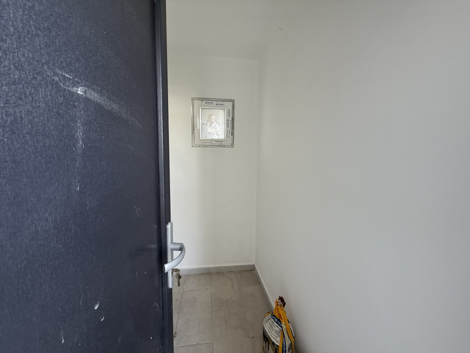 Apartament 3 camere FINISAT NOU, terasa, zona Ursagului 