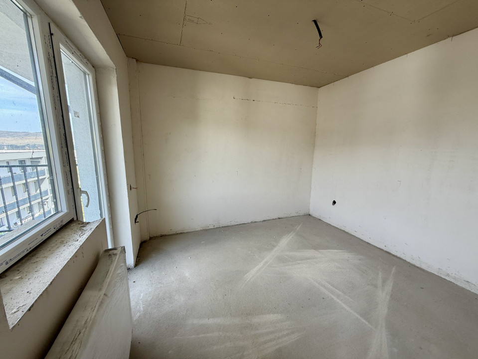 Apartament 3 camere, semifinisat, view, zona Sesul de Sus 