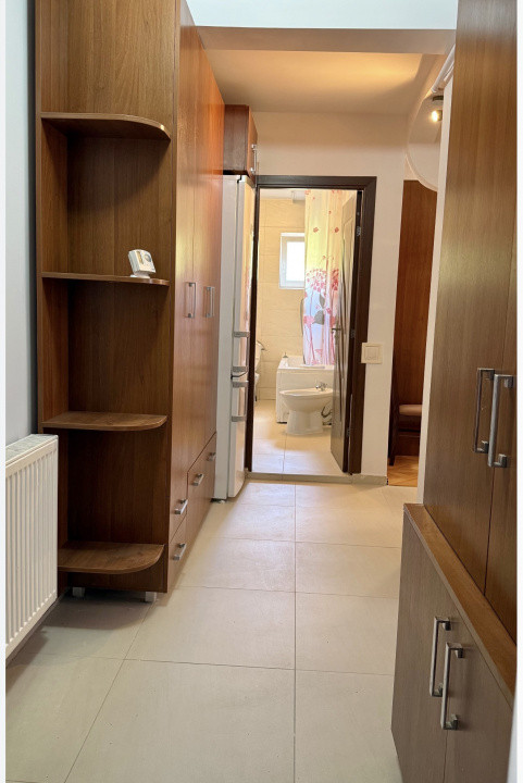 Apartament 2 camere, mobilat, parcare, zona Stejarului