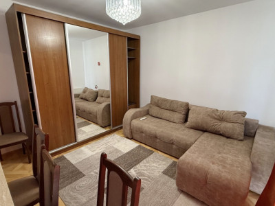 Apartament 2 camere, mobilat, parcare, zona Stejarului