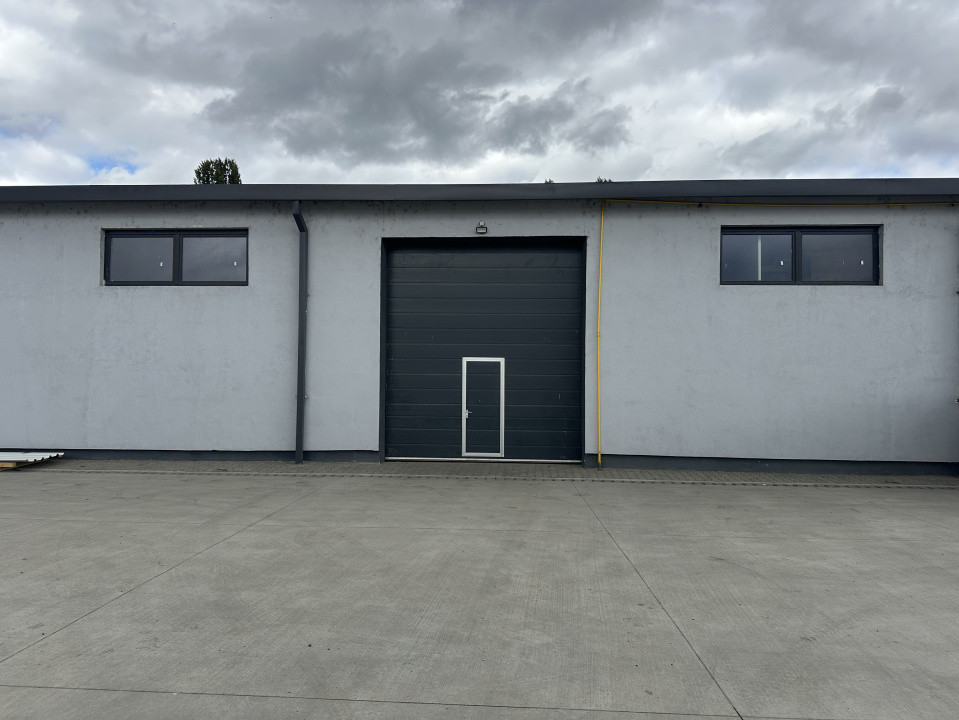 Hala industriala de inchiriat l 600 mp utili l B-dul Muncii