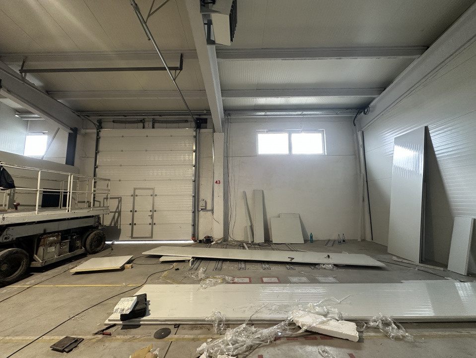 Hala industriala de inchiriat l 600 mp utili l B-dul Muncii