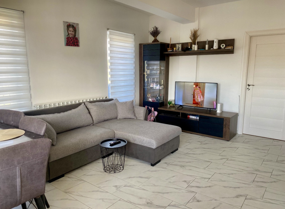 Apartament modern 3 camere, 2 bai, mobilat, zona Lidl