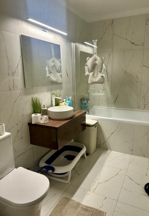 Apartament modern 2 camere, zona Sesul de Sus 