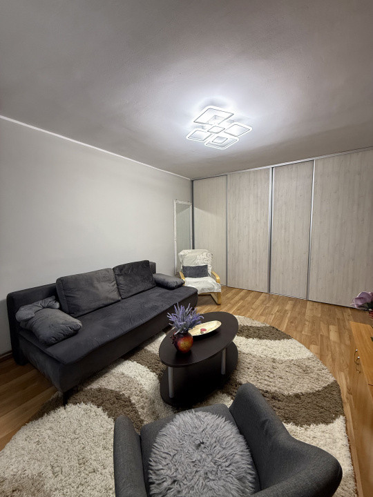 Apartament 3 camere decomandate de închiriat, zona centrală, Apahida 