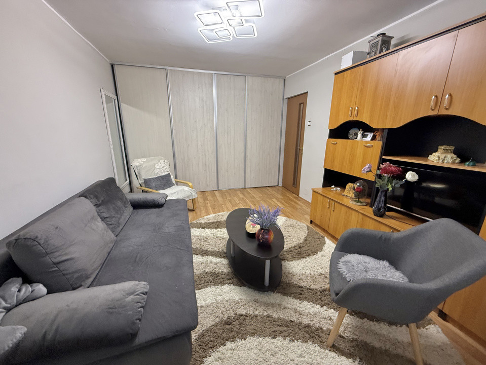 Apartament 3 camere decomandate de închiriat, zona centrală, Apahida 