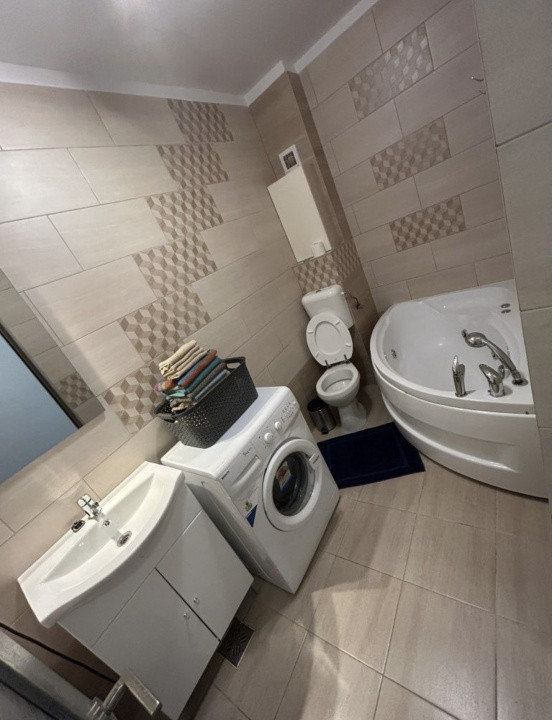Apartament 3 camere, mobilat, zona Sesul de Sus 