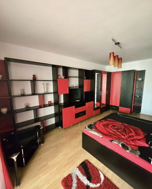 Apartament mobilat, zona Stejarului 