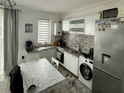 Apartament modern 2 camere, mobilat, zona Sesul de Sus 