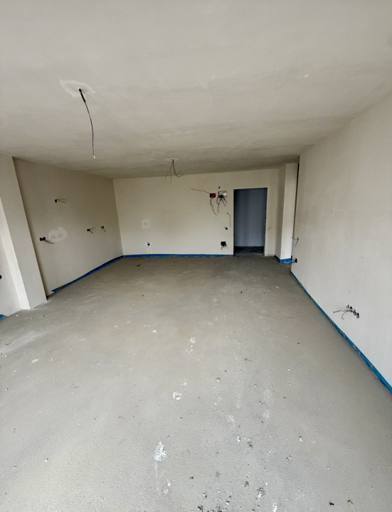 Apartament spațios 55 mp, semifinisat, ansamblu nou, Eroilor 