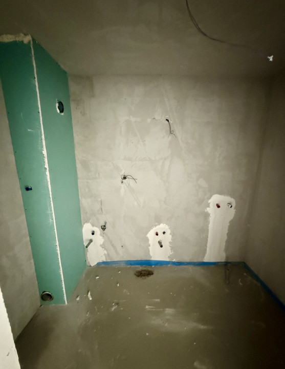 Apartament spațios 55 mp, semifinisat, ansamblu nou, Eroilor 